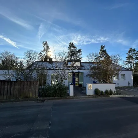 Luxurioeses Villenanwesen In Ruhiger Lage Heroldsberg